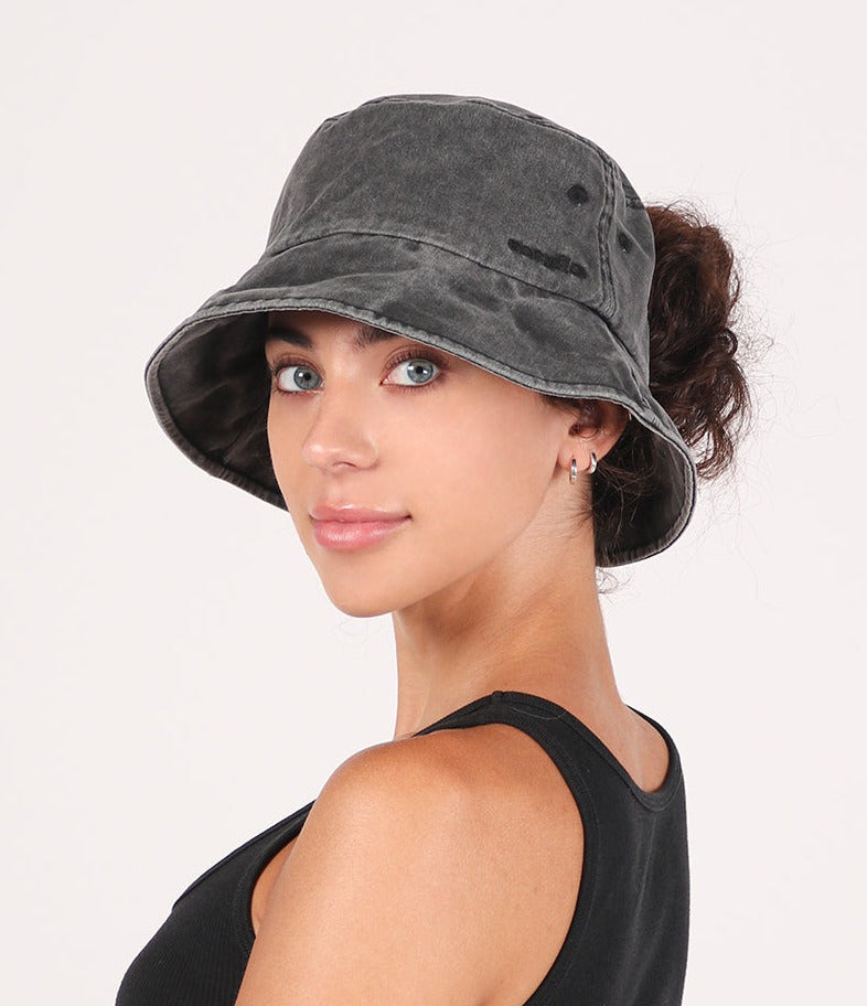 Monday Flow Ponytail Bucket Hat - Light Beige